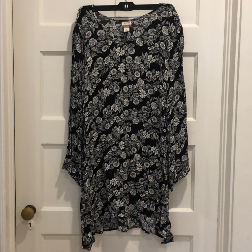 Black and white retro flower dress M